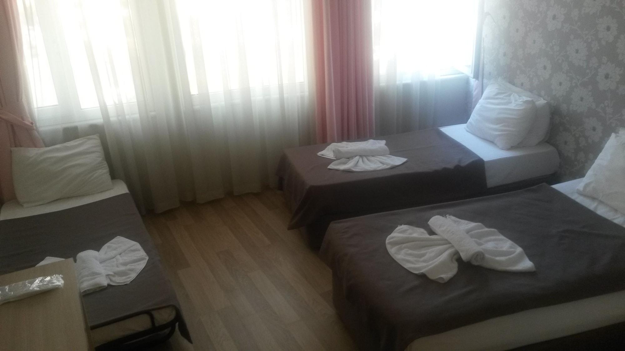 דמרה Winecity Hotel מראה חיצוני תמונה