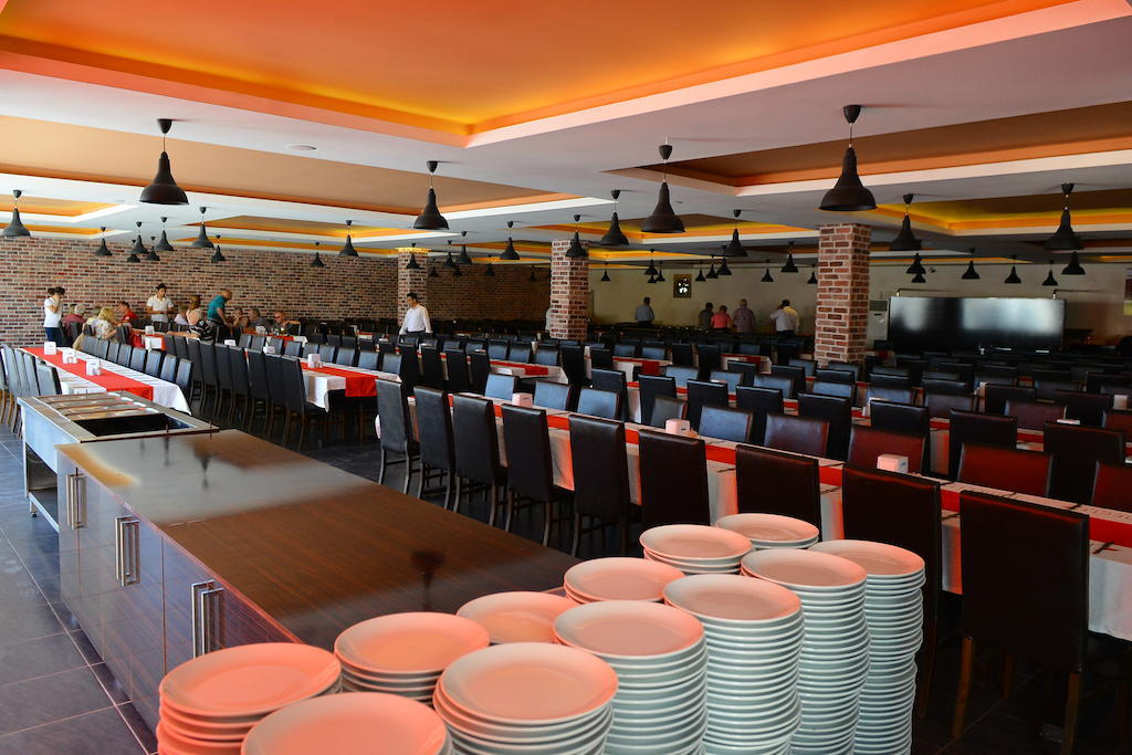 דמרה Winecity Hotel מראה חיצוני תמונה