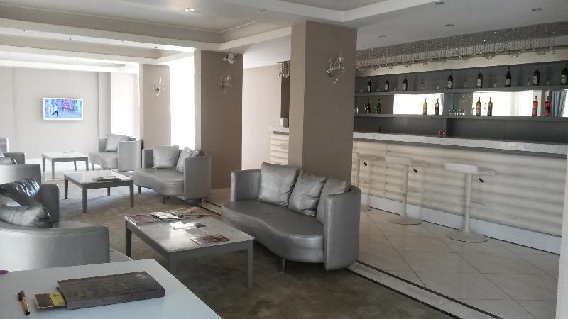 דמרה Winecity Hotel מראה חיצוני תמונה