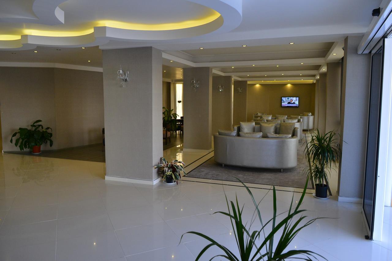דמרה Winecity Hotel מראה חיצוני תמונה