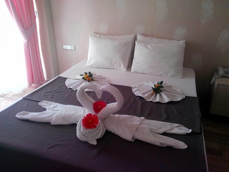 דמרה Winecity Hotel מראה חיצוני תמונה
